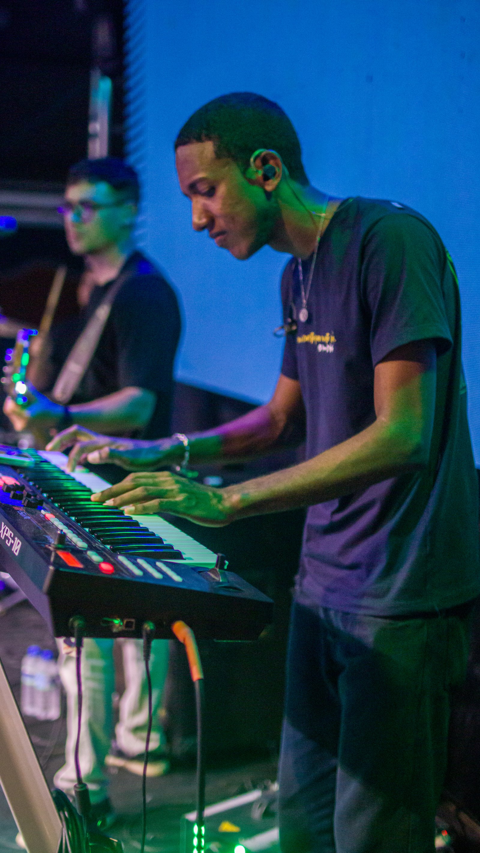 Julio Teclas — teclado